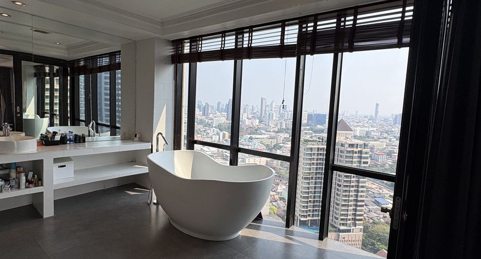 For sale and for rent 3 bedrooms condo in Sathon, Bangkok