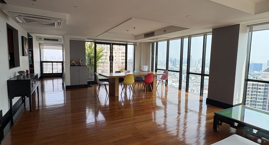 For sale and for rent 3 bedrooms condo in Sathon, Bangkok