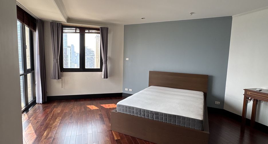 For sale and for rent 3 bedrooms condo in Sathon, Bangkok