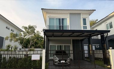 For rent 3 bedrooms house in Mueang Phuket, Phuket