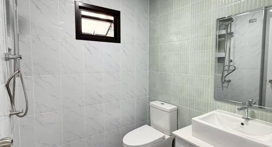 For sale 2 bedrooms townhouse in Bueng Kum, Bangkok