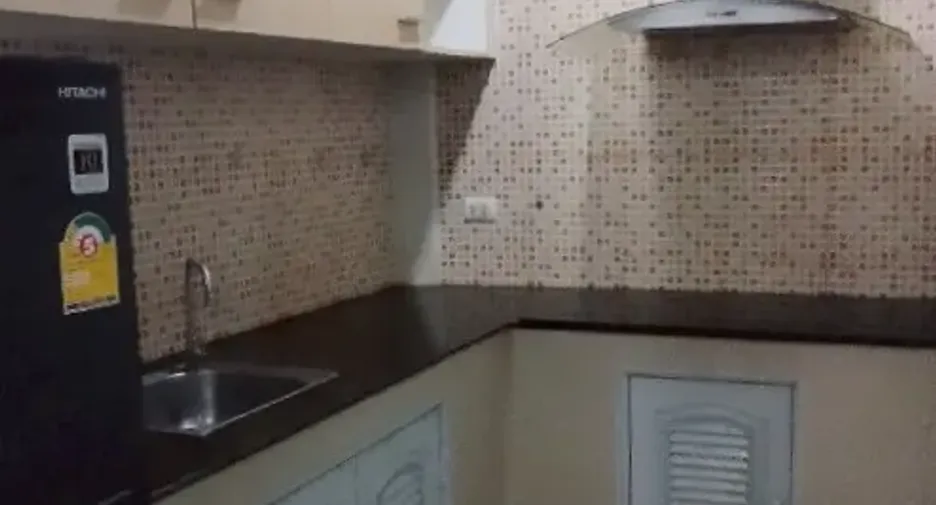 For sale 4 bedrooms townhouse in Bang Khun Thian, Bangkok