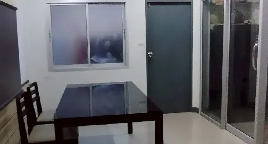 For sale 4 bedrooms townhouse in Bang Khun Thian, Bangkok