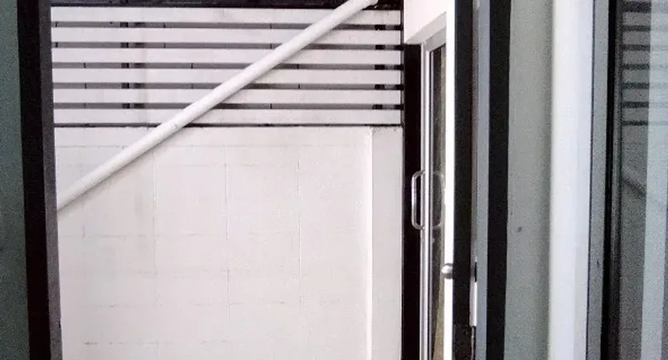 For sale 4 bedrooms townhouse in Bang Khun Thian, Bangkok