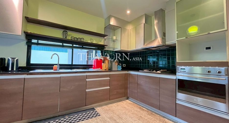 For sale 3 bedrooms house in Bang Lamung, Chonburi