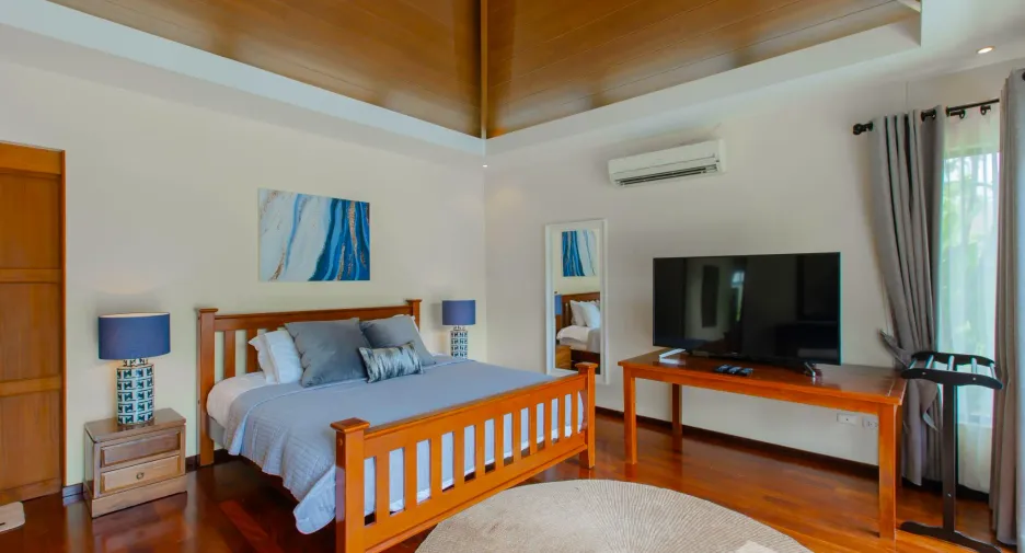 For rent 2 bedrooms villa in Mueang Phuket, Phuket