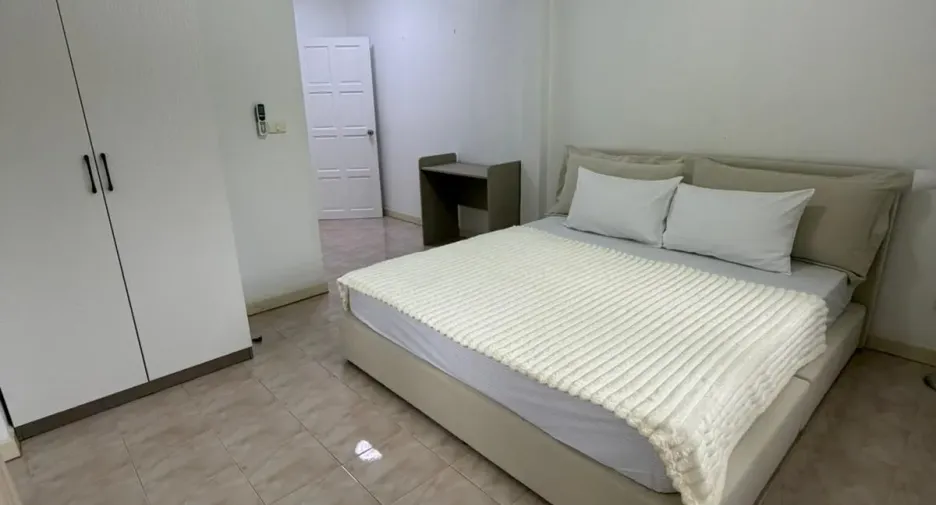 Haus zur Miete mit 3 Zimmer in Mueang Phuket, Phuket