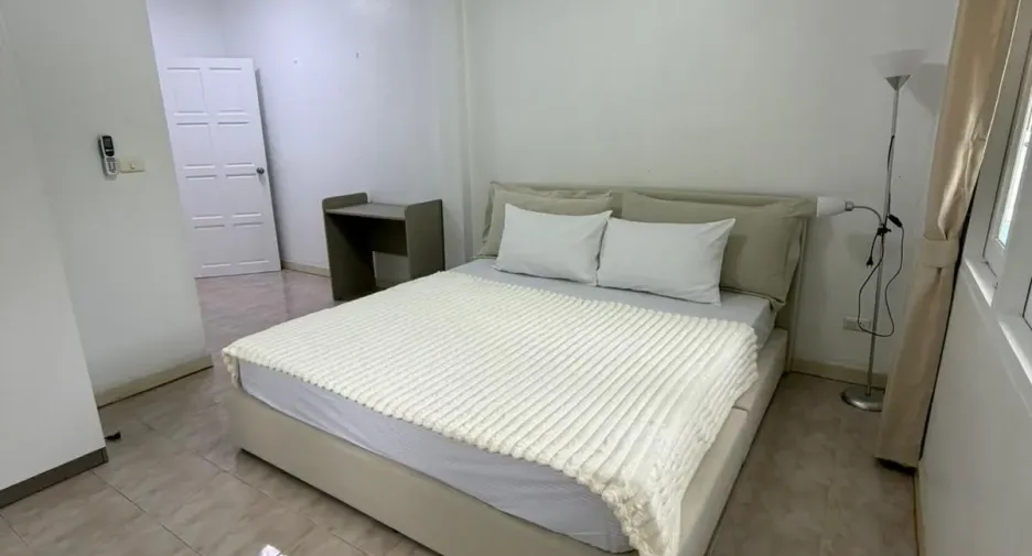 Haus zur Miete mit 3 Zimmer in Mueang Phuket, Phuket