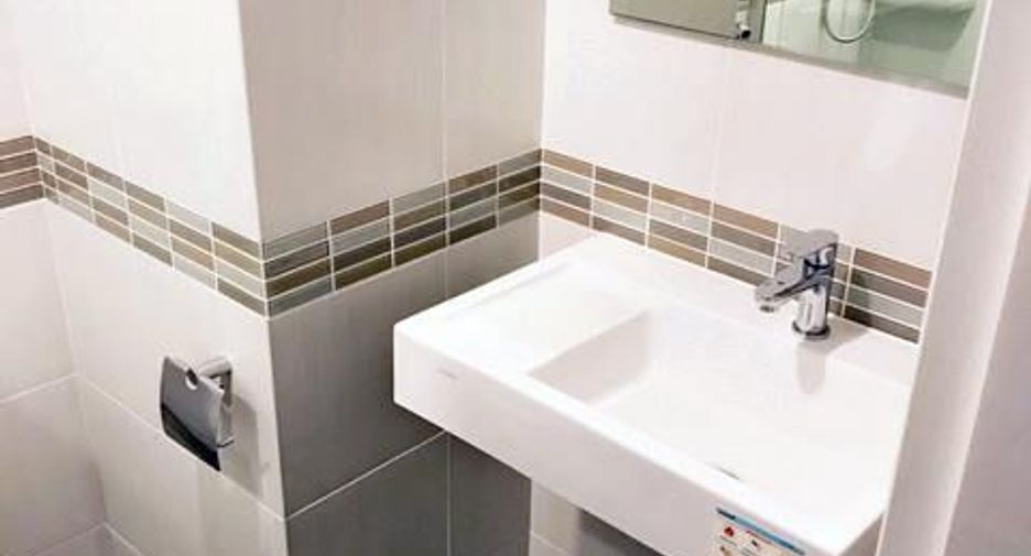 Wohnung zur Miete mit 1 Zimmer in Bang Na, Bangkok