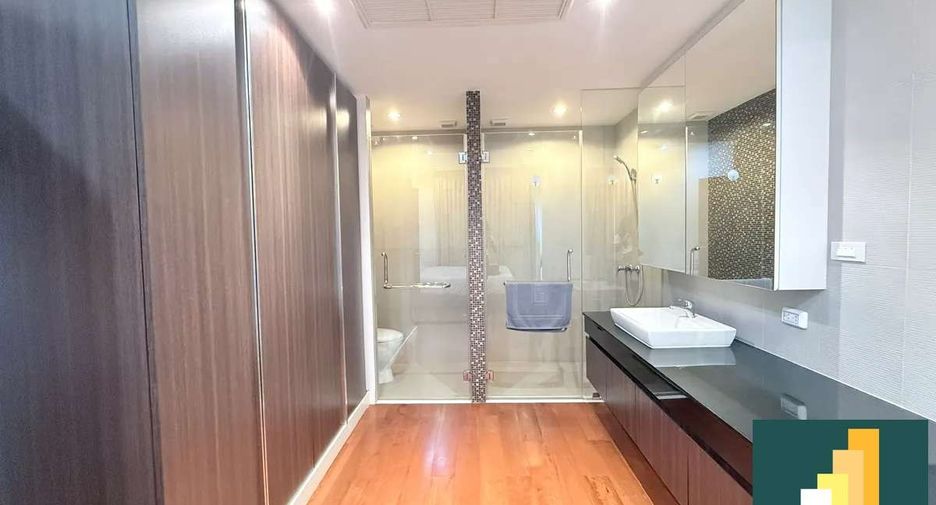 For rent 2 ベッドルーム condo in Pratumnak, Pattaya