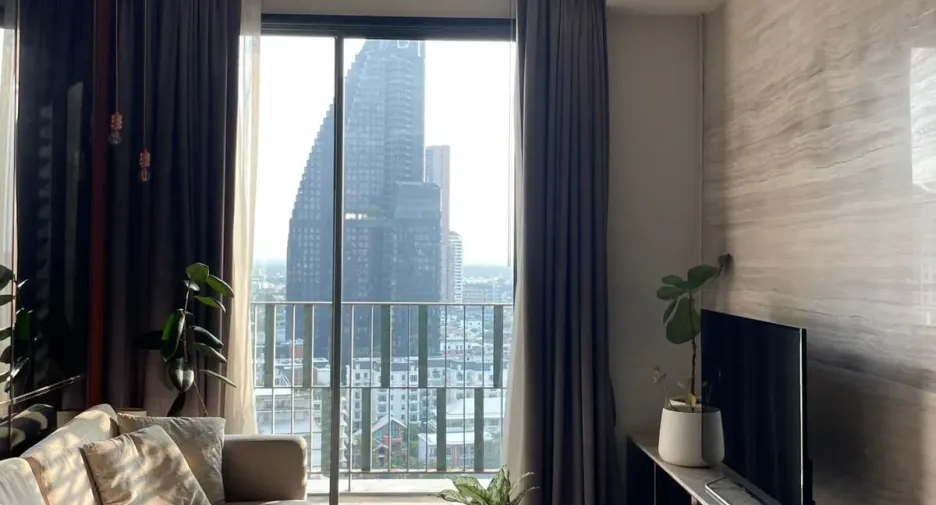 For rent 1 bed condo in Khlong Toei, Bangkok