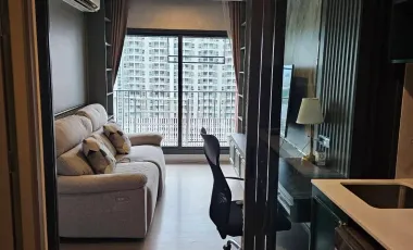 For rent 1 bed condo in Huai Khwang, Bangkok