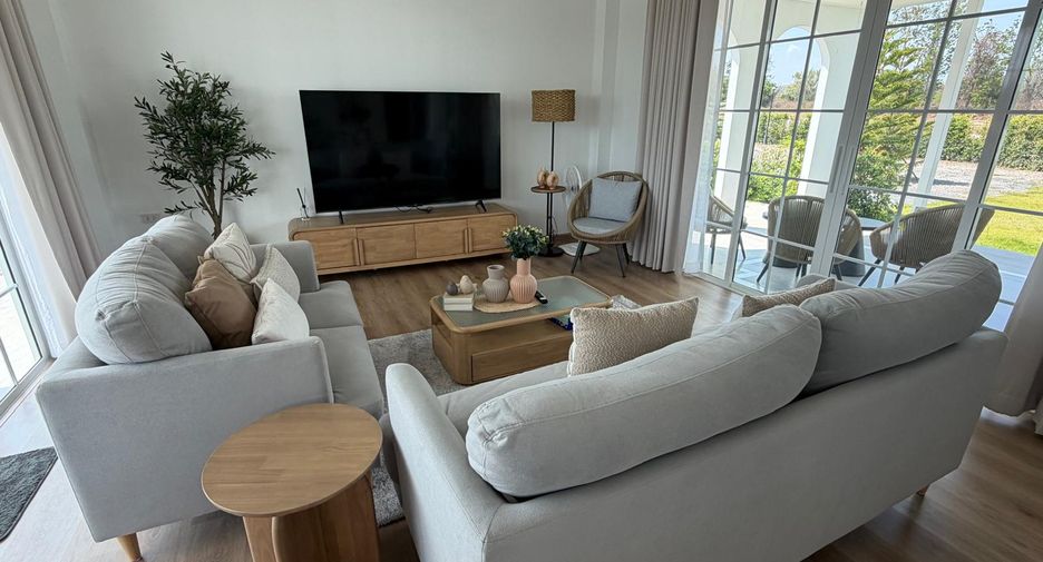 For sale 2 bedrooms house in Cha Am, Phetchaburi