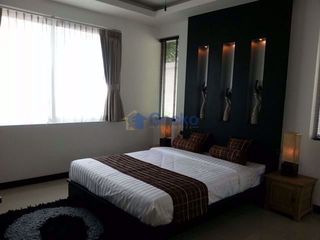 Haus zur Miete und zum Kauf mit 4 Zimmer in Bang Lamung, Chonburi