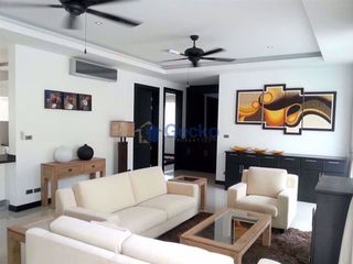 Haus zur Miete und zum Kauf mit 4 Zimmer in Bang Lamung, Chonburi