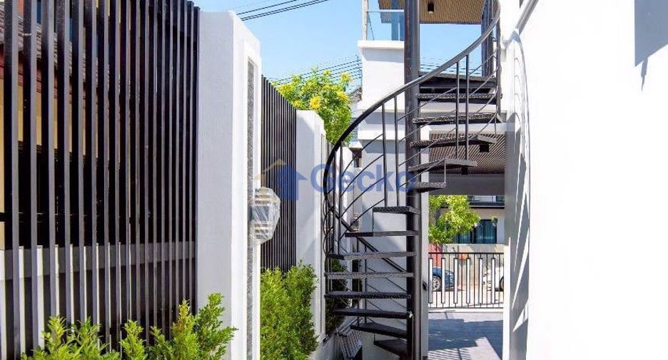 ขาย 4 ห้องนอน บ้านเดี่ยว ใน บางละมุง, ชลบุรี