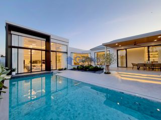 Casa en venta de 4 habitaciones en Bang Lamung, Chonburi
