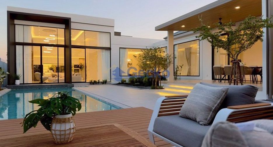 Haus zum Kauf mit 4 Zimmer in Bang Lamung, Chonburi