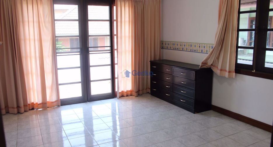 For rent 3 bedrooms house in Bang Lamung, Chonburi