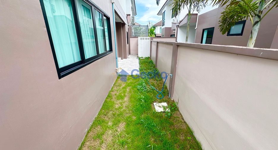 For rent 4 bedrooms house in Bang Lamung, Chonburi