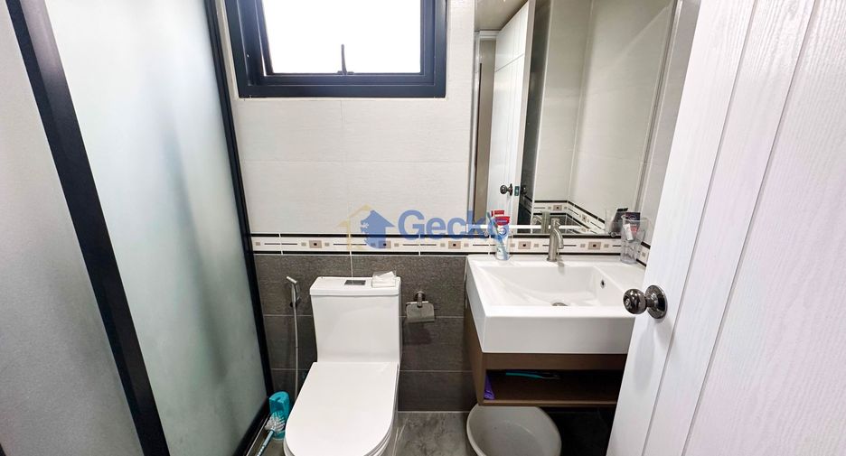 For rent 4 bedrooms house in Bang Lamung, Chonburi