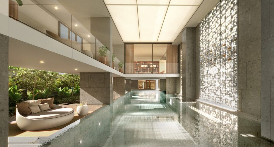 For sale 2 bedrooms condo in Khlong Toei, Bangkok