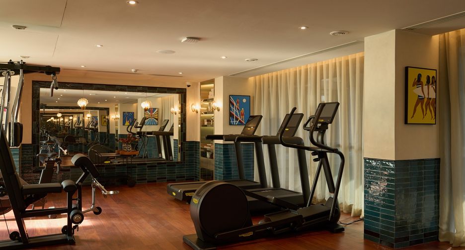 For sale 2 bedrooms condo in Khlong Toei, Bangkok