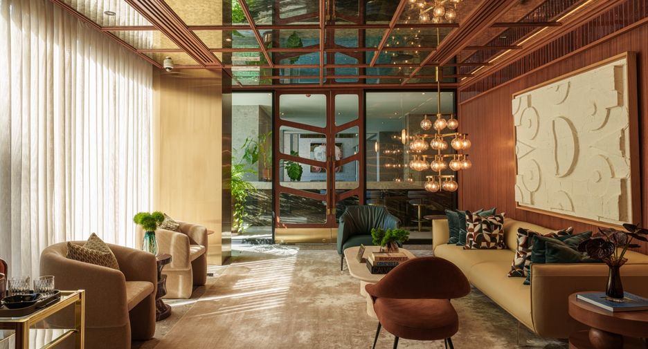 For sale 1 bed condo in Khlong Toei, Bangkok