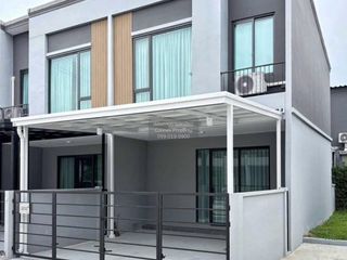 Аренда 3 спальни таунхаус в Bang Phli, Самутпракан
