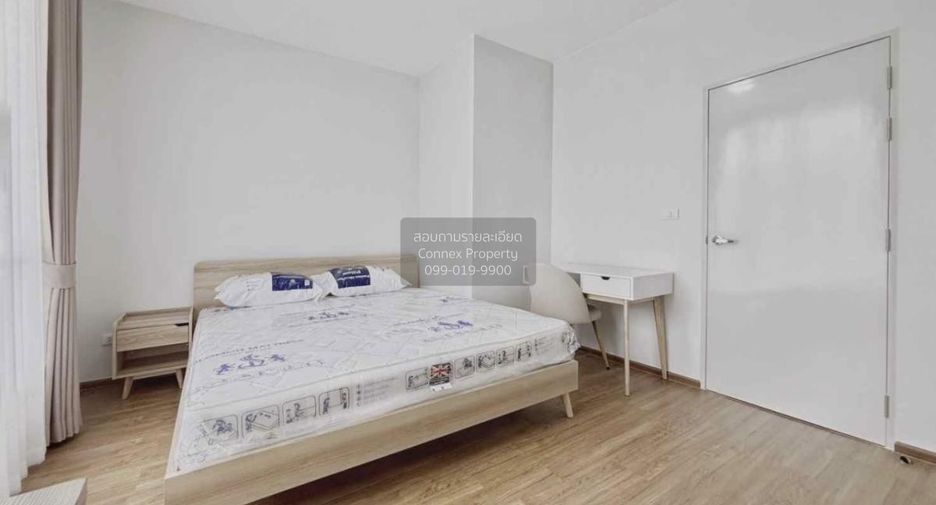 For rent 3 bedrooms townhouse in Bang Phli, Samut Prakan