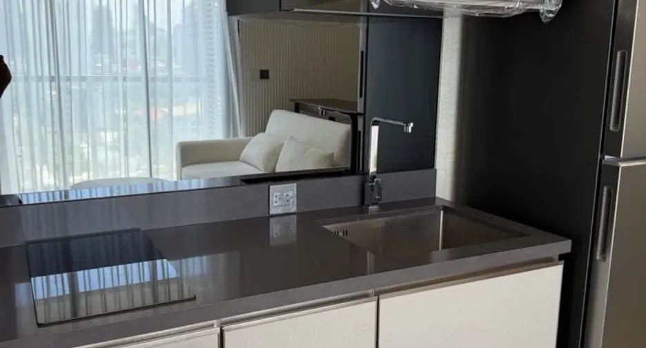 For rent 1 bed condo in Ratchathewi, Bangkok