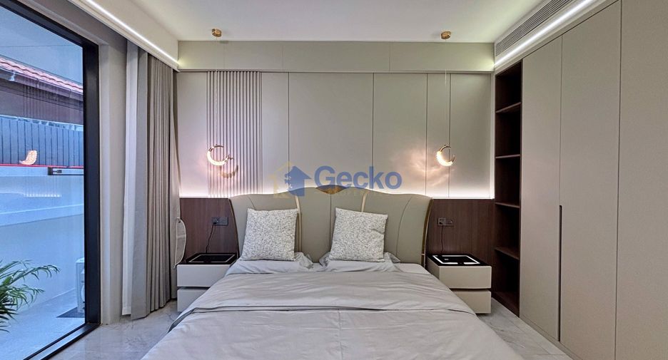 Casa en venta de 6 habitaciones en Bang Lamung, Chonburi
