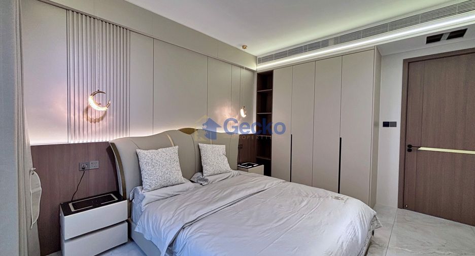 Casa en venta de 6 habitaciones en Bang Lamung, Chonburi
