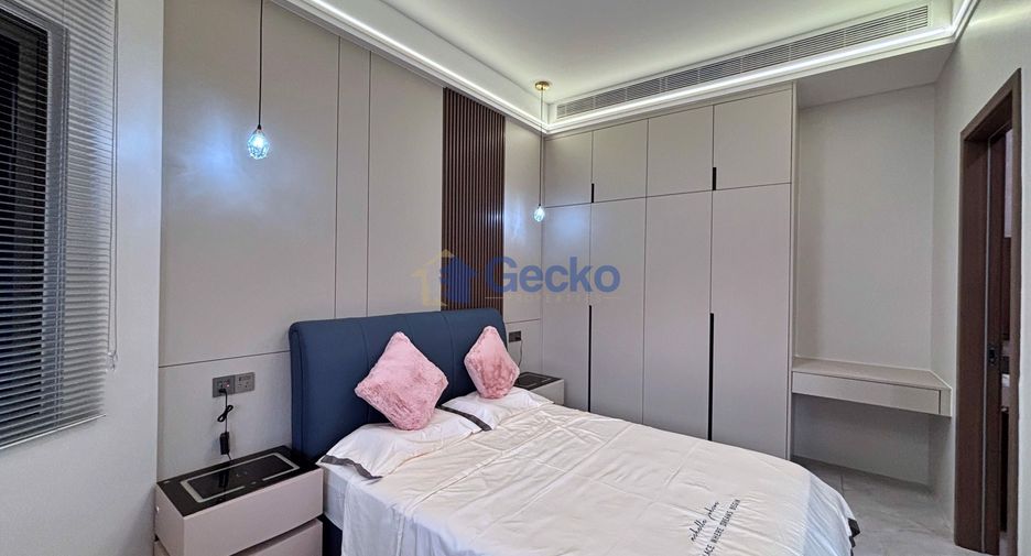 Casa en venta de 6 habitaciones en Bang Lamung, Chonburi