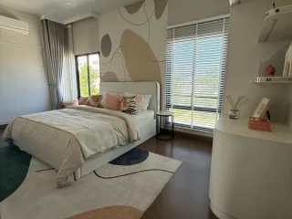 For sale 4 bedrooms house in Lat Krabang, Bangkok