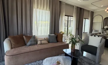 Haus zum Kauf mit 4 Zimmer in Lat Krabang, Bangkok
