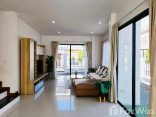 For rent 3 bedrooms townhouse in Mueang Phuket, Phuket