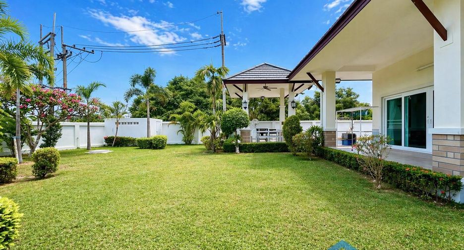Haus zum Kauf mit 4 Zimmer in Huay Yai, Pattaya