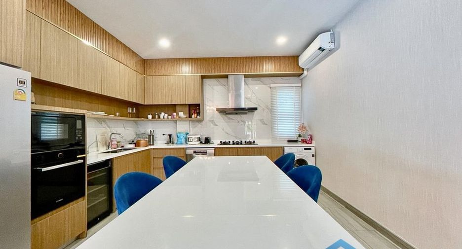 Haus zum Kauf mit 4 Zimmer in Huay Yai, Pattaya