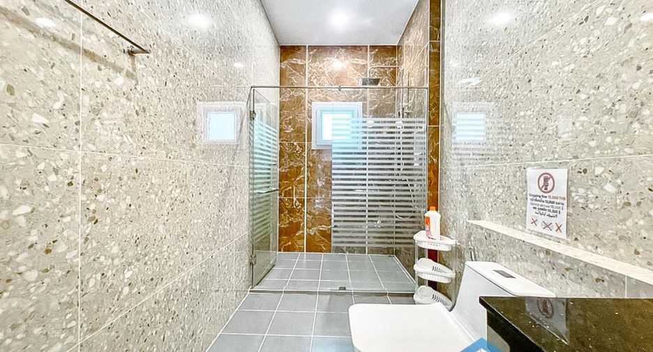 Haus zum Kauf mit 4 Zimmer in Huay Yai, Pattaya