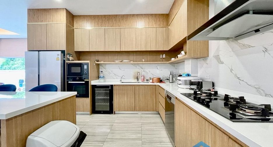 Haus zum Kauf mit 4 Zimmer in Huay Yai, Pattaya