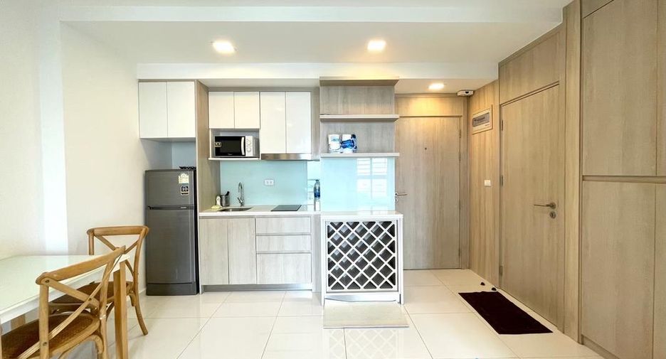 For rent and for sale 1 bed condo in Bang Lamung, Chonburi
