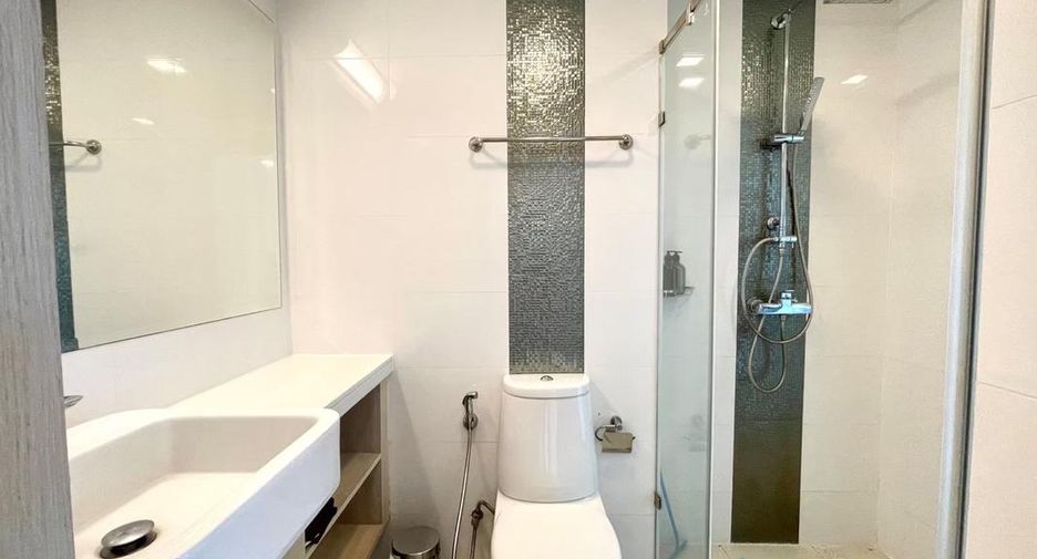 For rent and for sale 1 bed condo in Bang Lamung, Chonburi