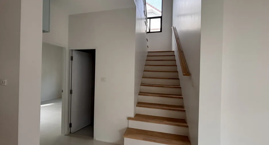 出售 4 卧室 独立屋 在 Saraphi, Chiang Mai