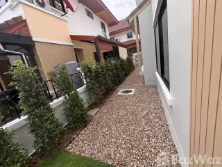 Casa en venta de 4 habitaciones en Saraphi, Chiang Mai