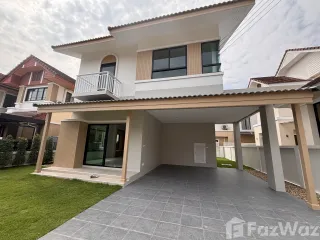 Casa en venta de 4 habitaciones en Saraphi, Chiang Mai
