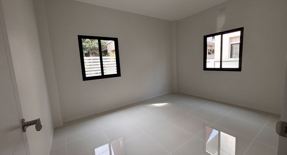出售 4 卧室 独立屋 在 Saraphi, Chiang Mai