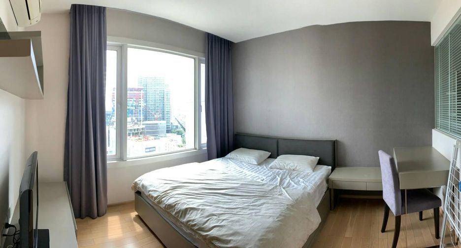 For rent 1 bed condo in Khlong Toei, Bangkok