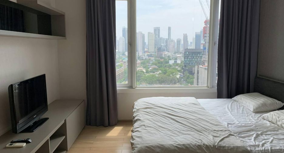 For rent 1 bed condo in Khlong Toei, Bangkok