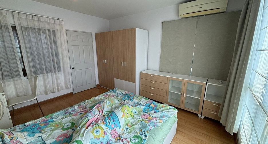 For rent 1 bed condo in Huai Khwang, Bangkok